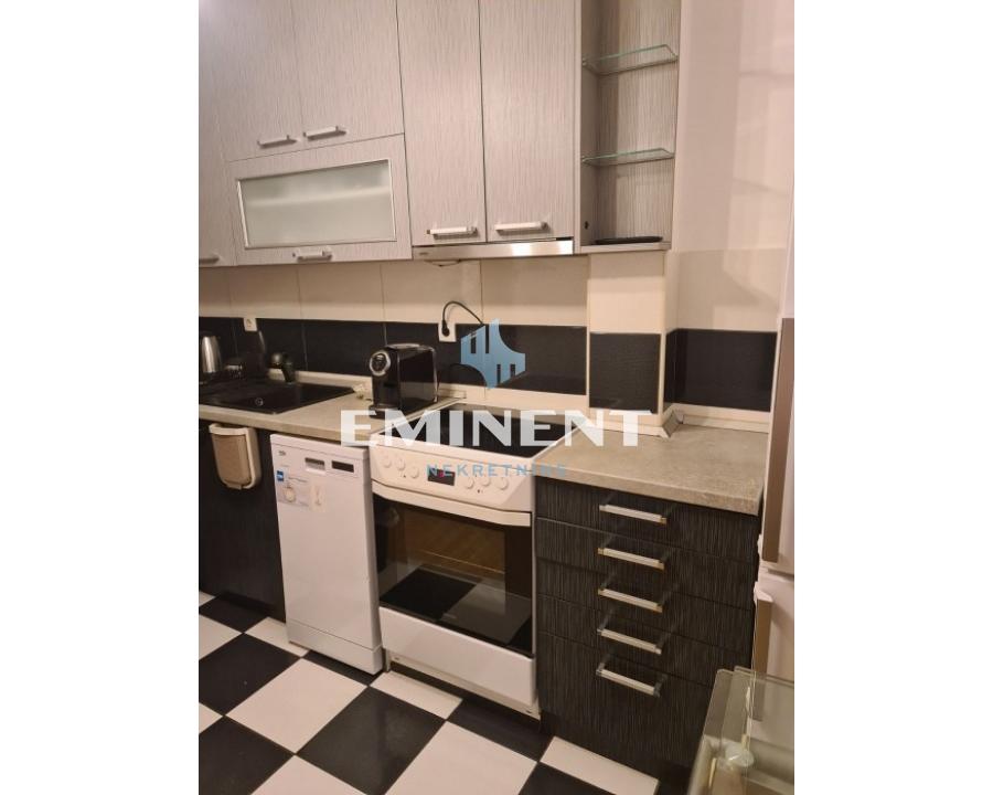 Stan Izdavanje Beograd Altina 50 m2