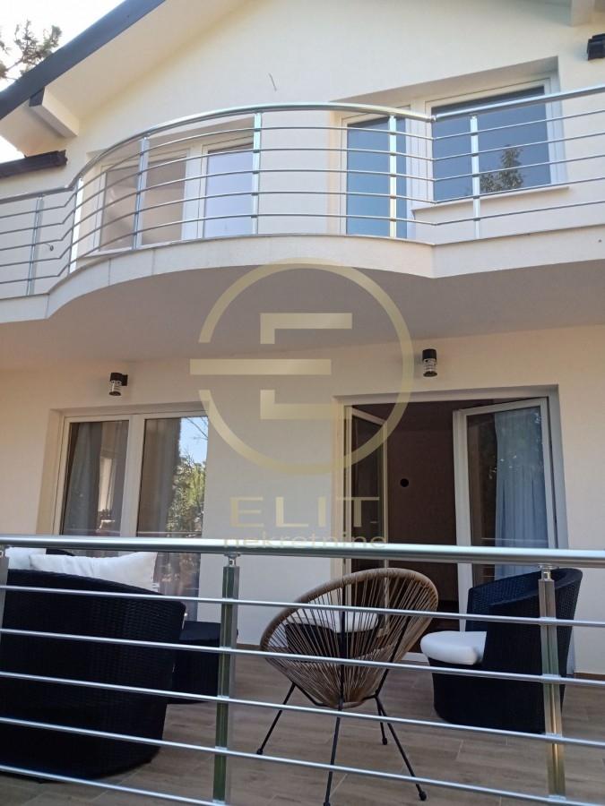 Kuća Prodaja Novi Sad Kuća Prodaja Novi Sad Alibegovac 212 m2