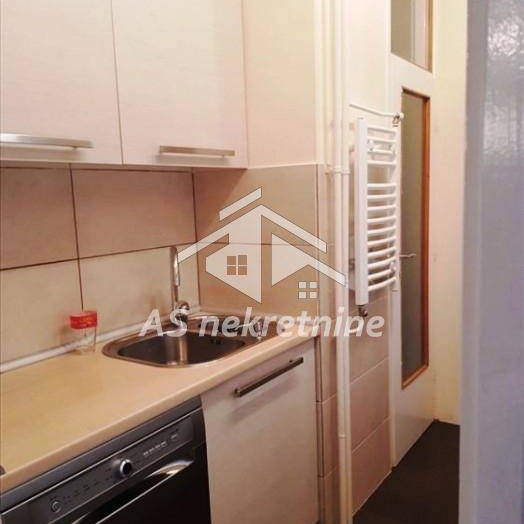 Stan Izdavanje Beograd Blok 23 73 m2