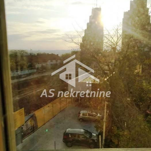 Trosoban stan za izdavanje, Cvetkova Pijaca, Beograd, 60m², 800 €/mes