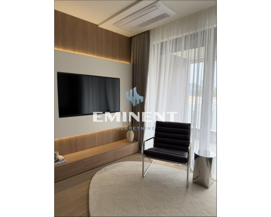 Stan Izdavanje Beograd  78 m2