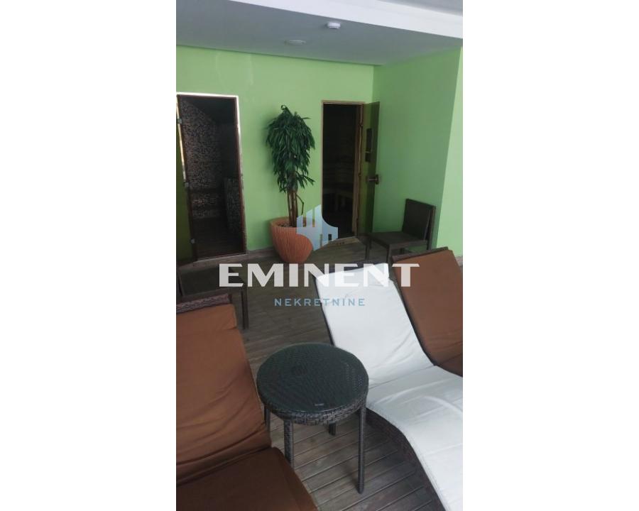izdavanje-kuca-ilU2m6kneq Trosoban stan na prodaju, Brzeće, Kopaonik, 63m², 75.000 €
