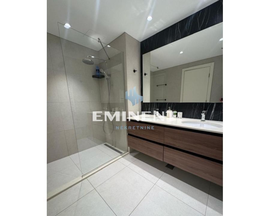 Četvorosoban stan na prodaju, Beograd na Vodi, Beograd, 140m², 1.250.000 €