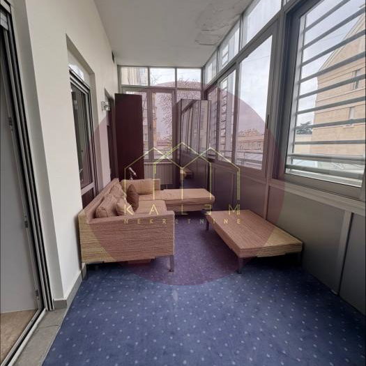 Trosoban stan za izdavanje, Vukov Spomenik, Beograd, 125m², 2.200 €/mes