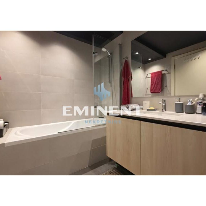 Četvorosoban stan na prodaju, Beograd na Vodi, Beograd, 110m², 550.000 €