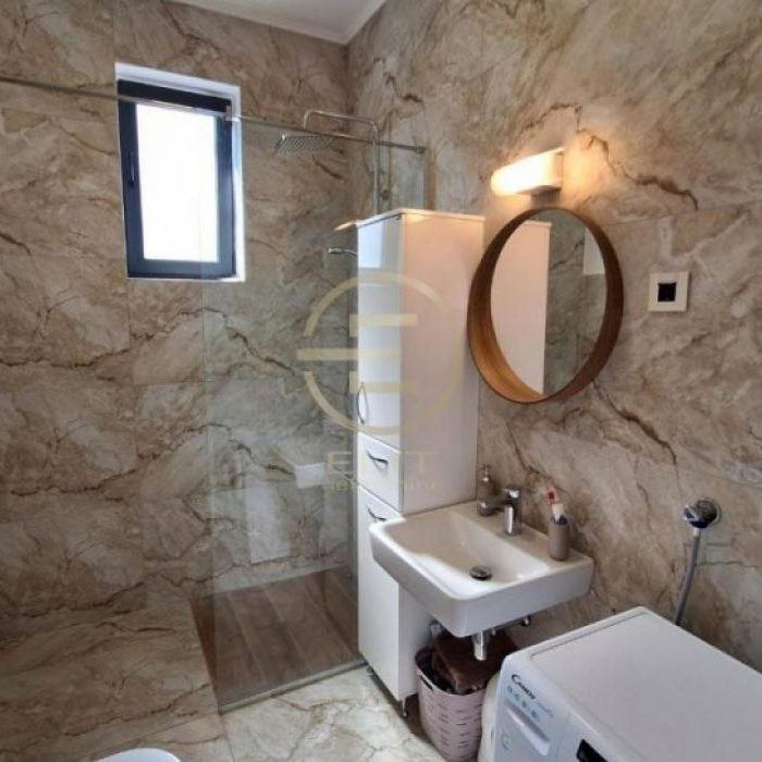 Petosoban stan na prodaju, Sremska Kamenica, Novi Sad, 145m², 390.000 €