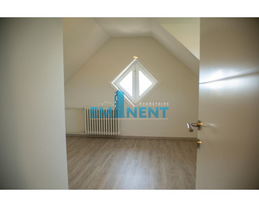 izdavanje-kuca-mGiGxkfQfr Kuća na prodaju, Banovo Brdo, Beograd, 260m², 1.200.000 €