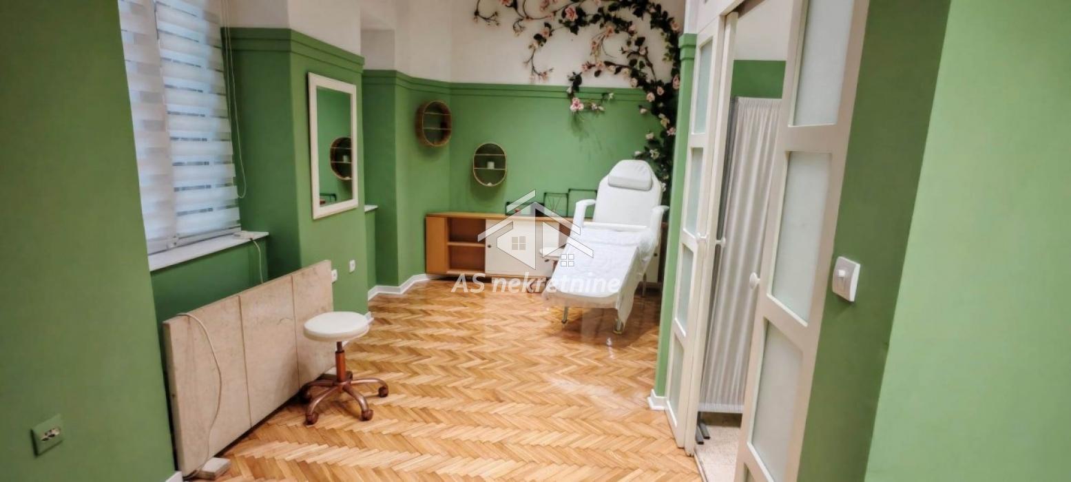 Lokal za izdavanje, Skupština, Beograd, 46m², 700 €/mes