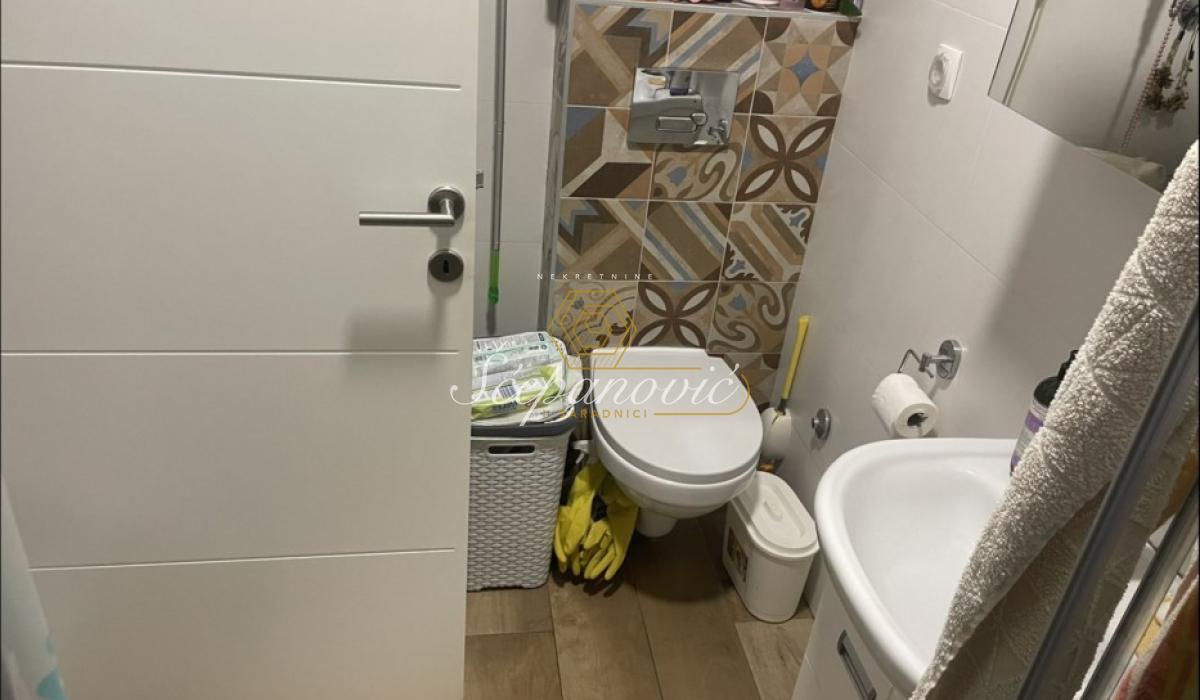 Stan Prodaja Novi Sad  52 m2