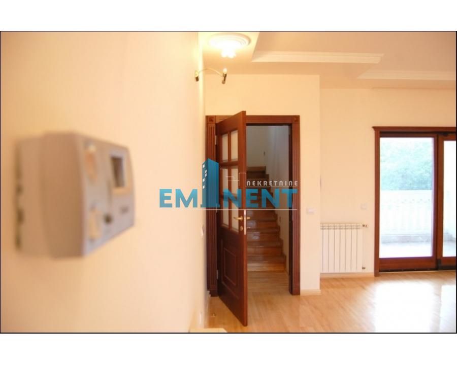 Stan Izdavanje Beograd Stan Izdavanje Beograd Dedinje 300 m2
