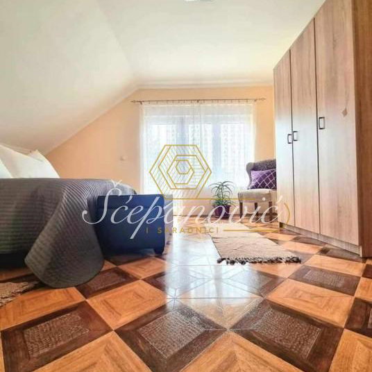 Kuća Prodaja Mali Iđoš  169 m2