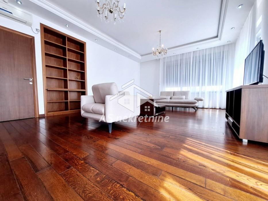 Stan Izdavanje Beograd Dedinje 135 m2