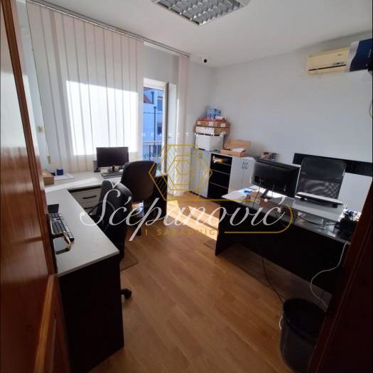 Kuća Prodaja Novi Sad  259 m2
