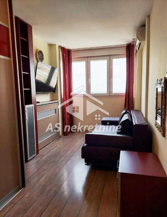 izdavanje-kuca-wwUZM6hCXp Četvorosoban stan za izdavanje, Hala Pionir, Beograd, 115m², 1.200 €/mes