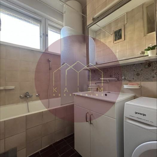 Dvosoban stan na prodaju, Kalenić Pijaca, Beograd, 61m², 297.000 €