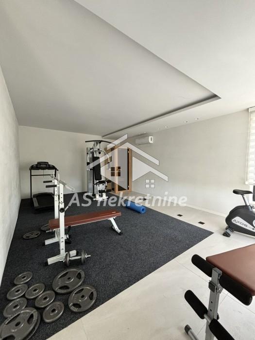 izdavanje-lokala-1tgXfqx5pc Petosoban stan za izdavanje, Senjak, Beograd, 200m², 3.100 €/mes
