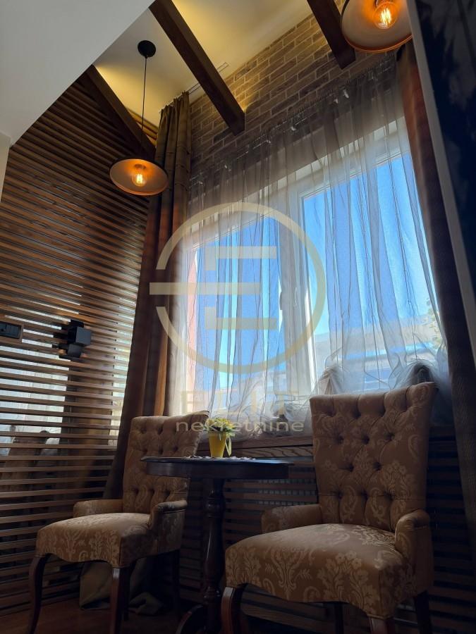 Četvorosoban stan na prodaju, Socijalno, Novi Sad, 110m², 345.000 €
