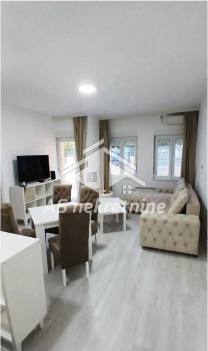 Stan Izdavanje Beograd Trošarina 61 m2