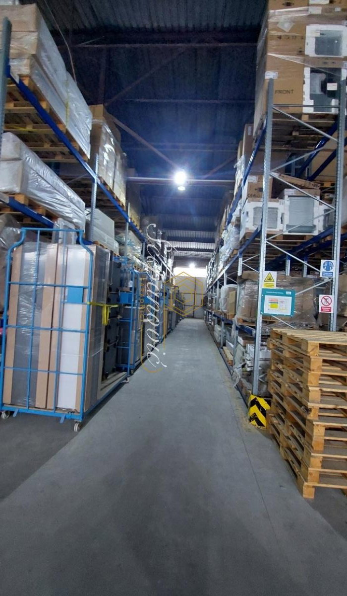 Lokal Izdavanje Novi Sad Lokal Izdavanje Novi Sad 2452 m2