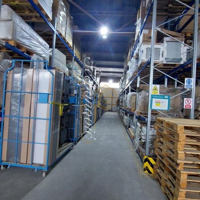 Lokal Izdavanje Novi Sad  2452 m2