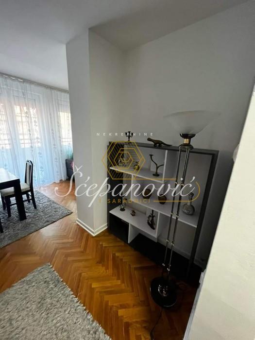 Stan Prodaja Novi Sad  71 m2