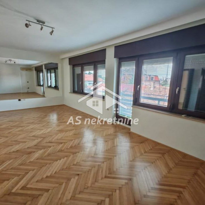 Kuća za izdavanje, Bioskop Voždovac, Beograd, 360m², 2.999 €/mes