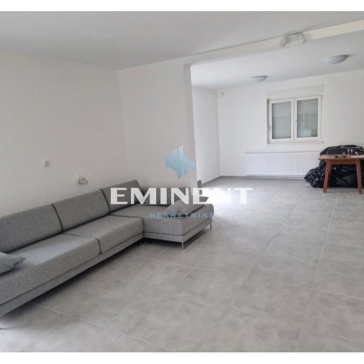 Kuća Izdavanje Beograd Mirijevo 220 m2