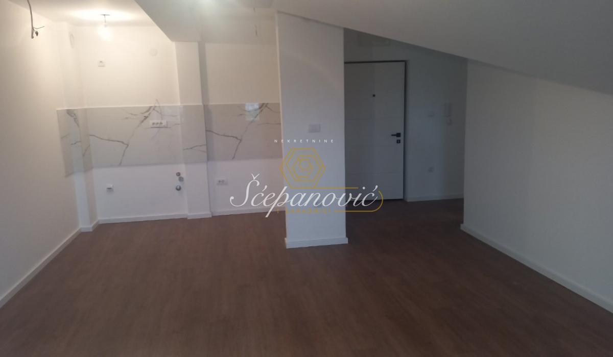 Stan Prodaja Novi Sad  41 m2