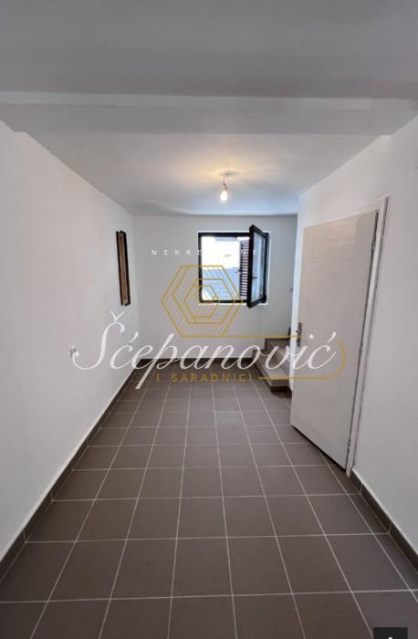 Kuća Prodaja Novi Sad Kuća Prodaja Novi Sad 19 m2