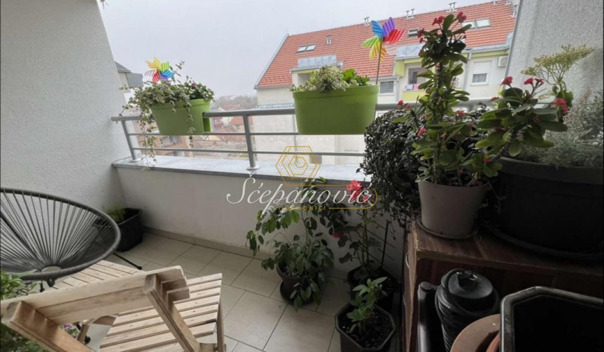 Stan Prodaja Novi Sad Stan Prodaja Novi Sad 77 m2