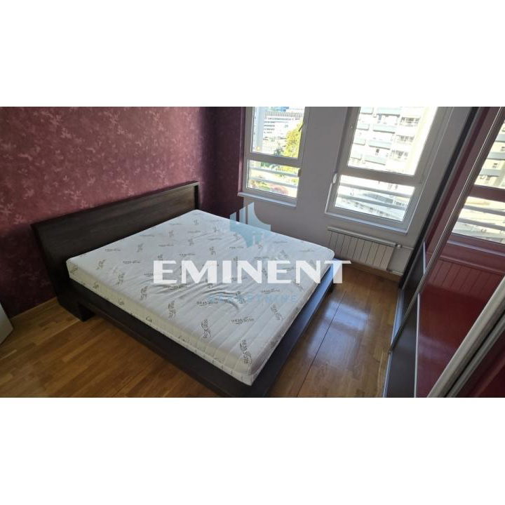 Trosoban stan za izdavanje, Blok 67 – Belville, Beograd, 100m², 1.300 €/mes