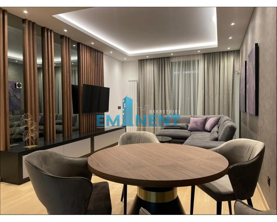 Dvosoban stan za izdavanje, Gundulićev Venac, Beograd, 55m², 1.300 €/mes
