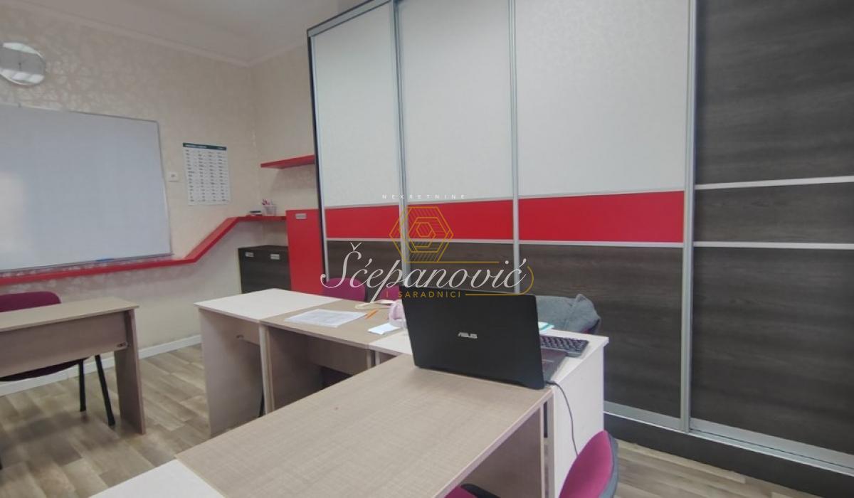 Stan Prodaja Novi Sad  155 m2