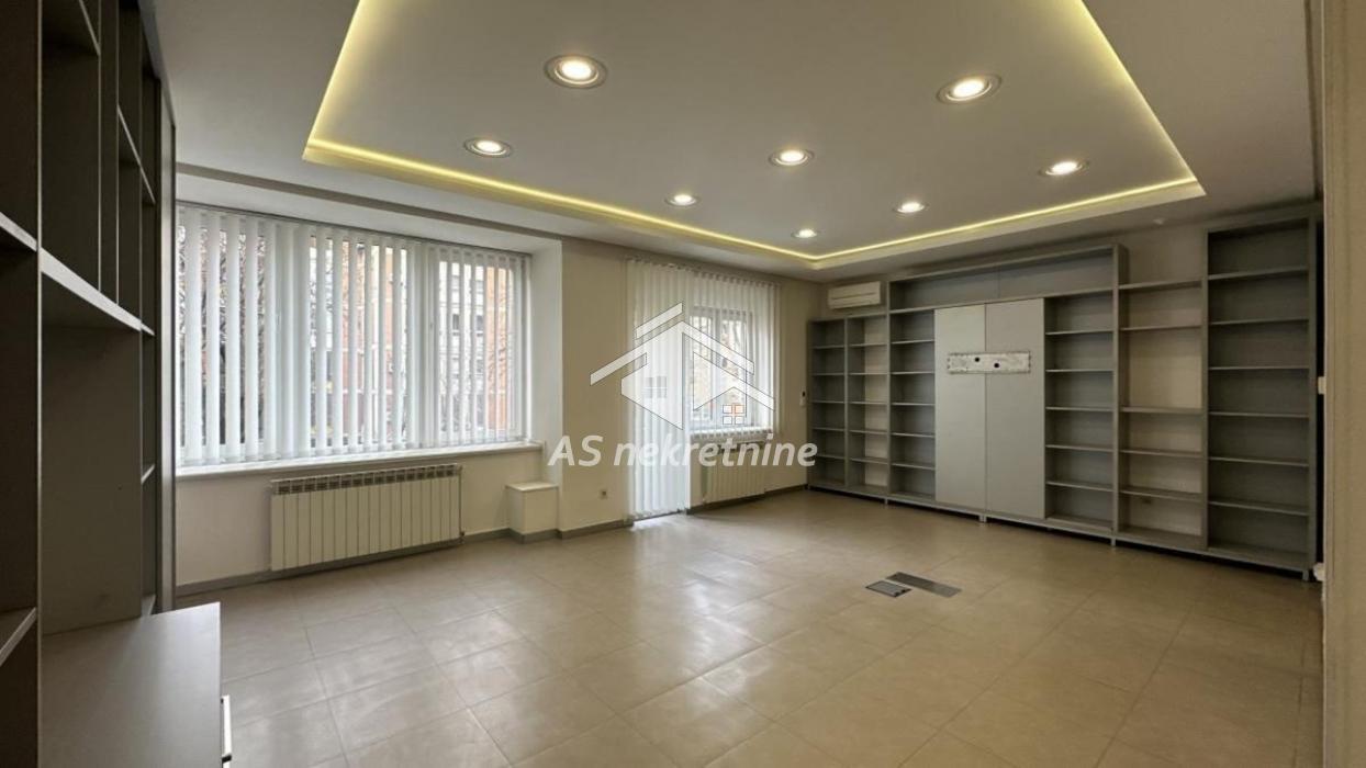 Stan Izdavanje Beograd Kalenić Pijaca 223 m2