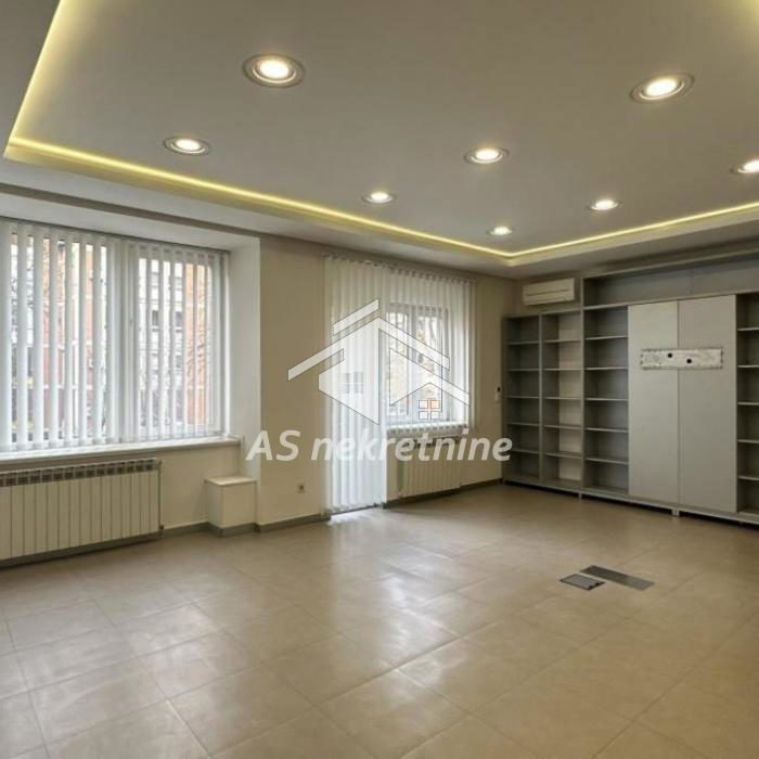 Stan Izdavanje Beograd Kalenić Pijaca 223 m2