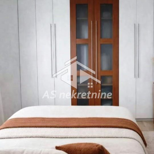 Stan Izdavanje Beograd Slavija 65 m2