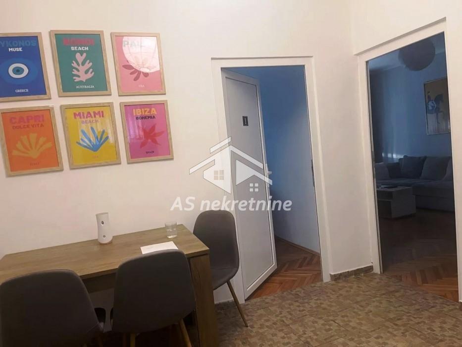 Stan Izdavanje Beograd Balkanska 60 m2