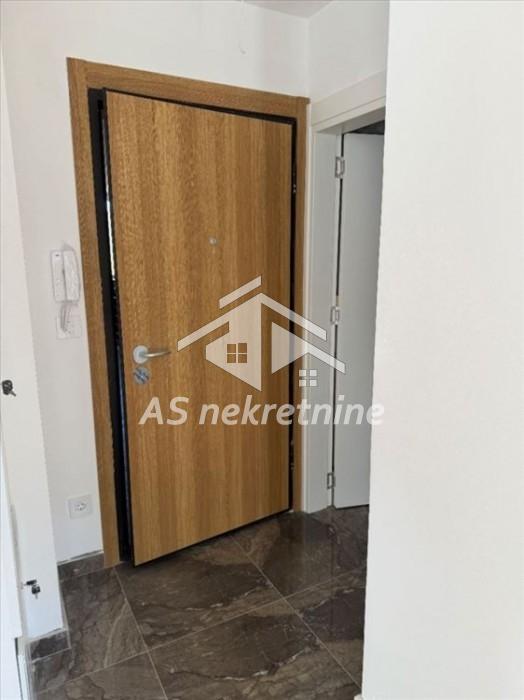 izdavanje-lokala-V0MEN30In4 Trosoban stan na prodaju, Cara Dušana, Beograd, 58m², 174.000 €