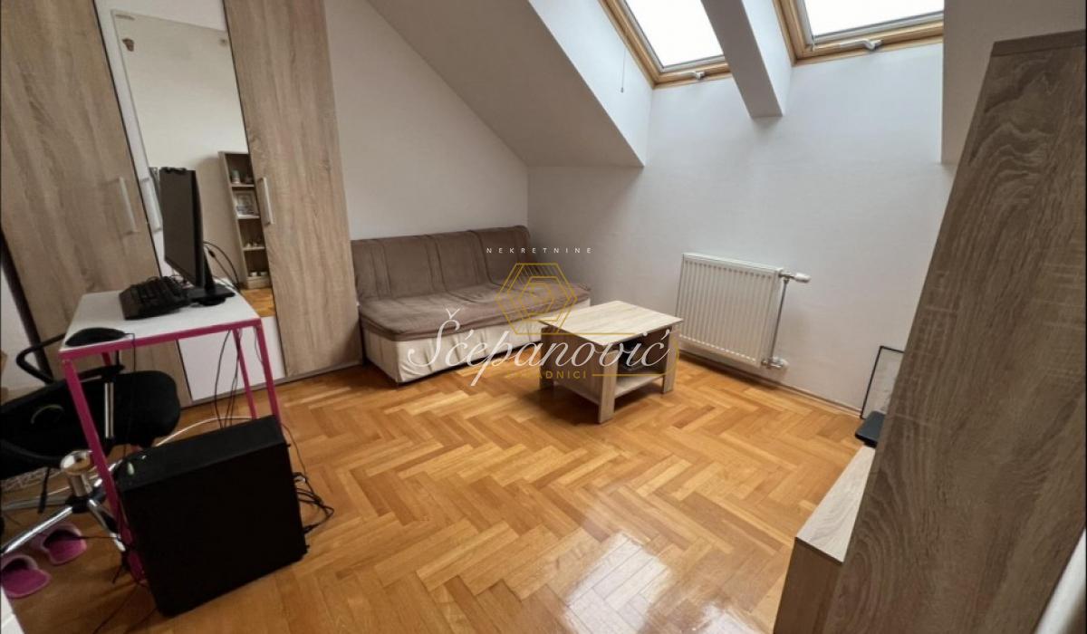izdavanje-lokala-VIOgE7GH6L Četvorosoban stan na prodaju, Telep, Novi Sad, 77m², 174.000 €