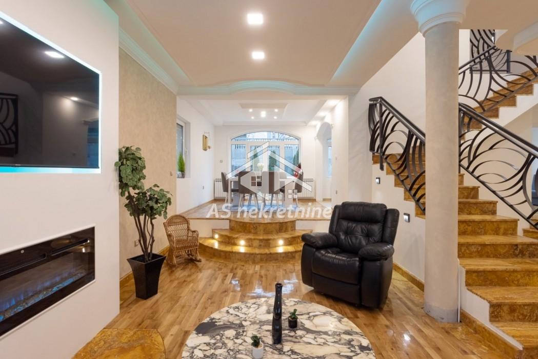 Kuća Izdavanje Beograd Jajinci 417 m2