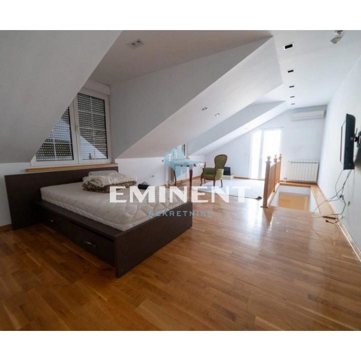 Kuća na prodaju, Centar, Beograd, 304m², 670.000 €
