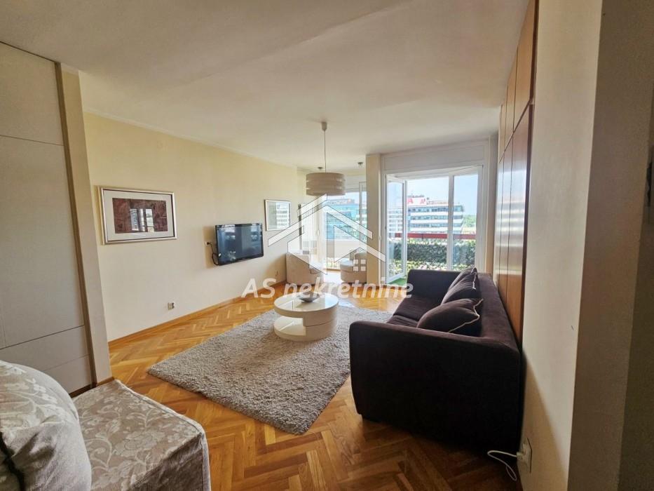Stan Izdavanje Beograd Blok 23 73 m2