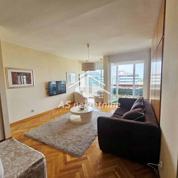 Stan Izdavanje Beograd Blok 23 73 m2