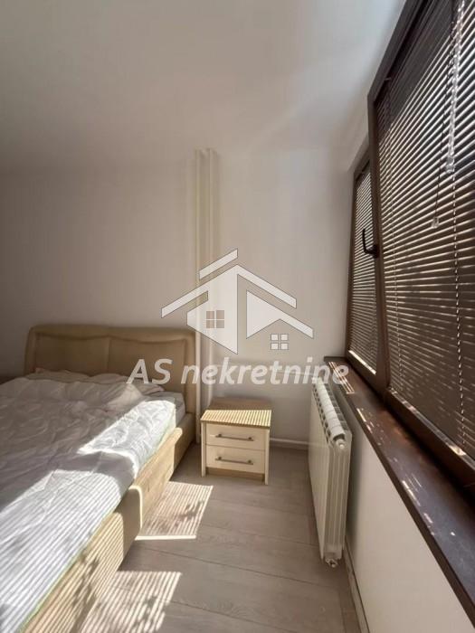 Četvorosoban stan za izdavanje, Blok 22, Beograd, 91m², 1.300 €/mes