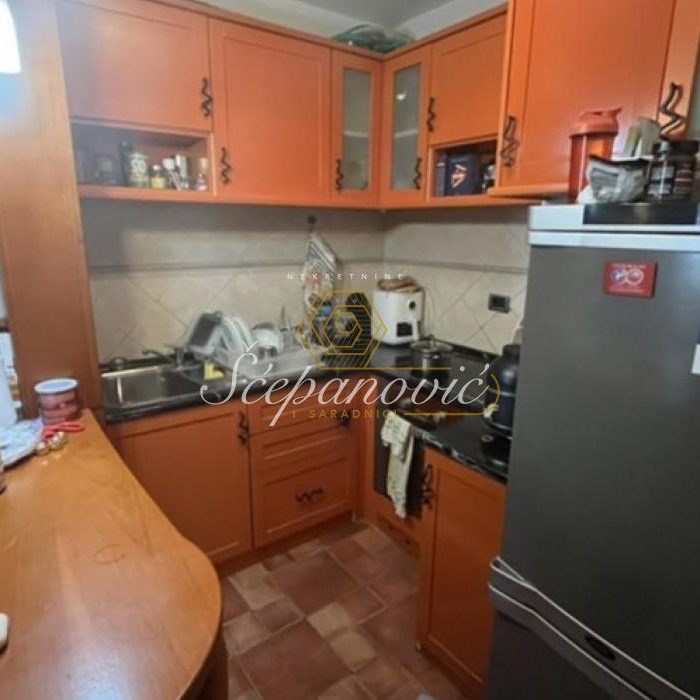 Stan Izdavanje Novi Sad  47 m2