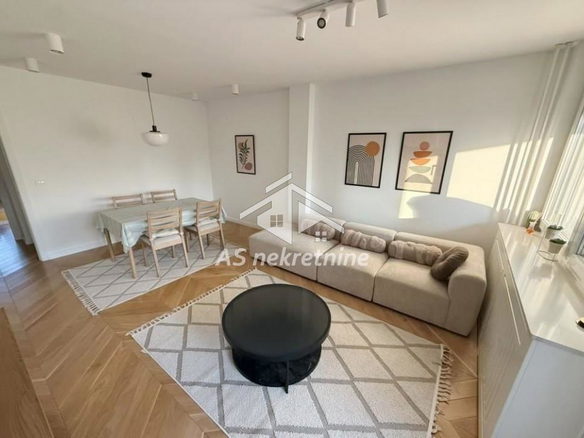 Stan Izdavanje Beograd Blok 33 - Geneks 76 m2