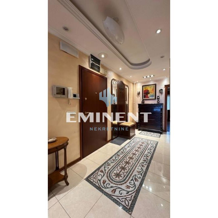 Trosoban stan za izdavanje, Dorćol, Beograd, 140m², 1.400 €/mes
