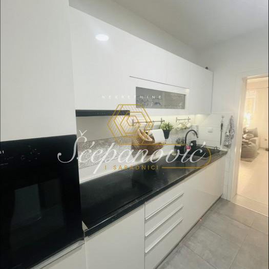Stan Prodaja Novi Sad  67 m2