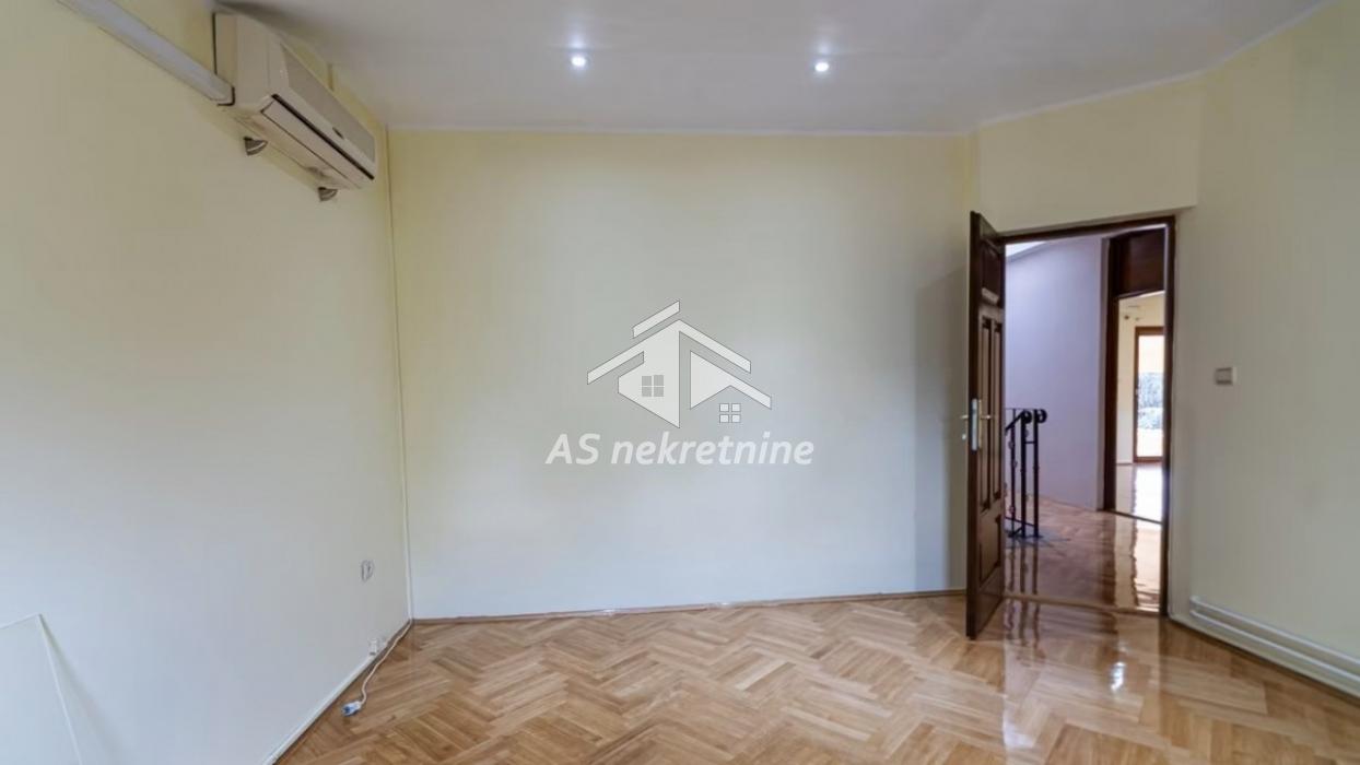 Petosoban stan za izdavanje, Dedinje, Beograd, 210m², 2.450 €/mes