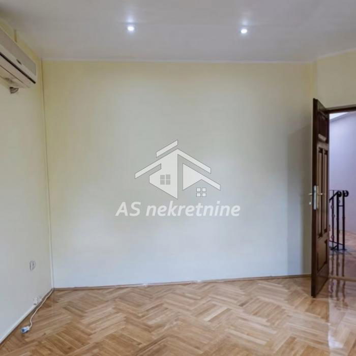 Petosoban stan za izdavanje, Dedinje, Beograd, 210m², 2.450 €/mes